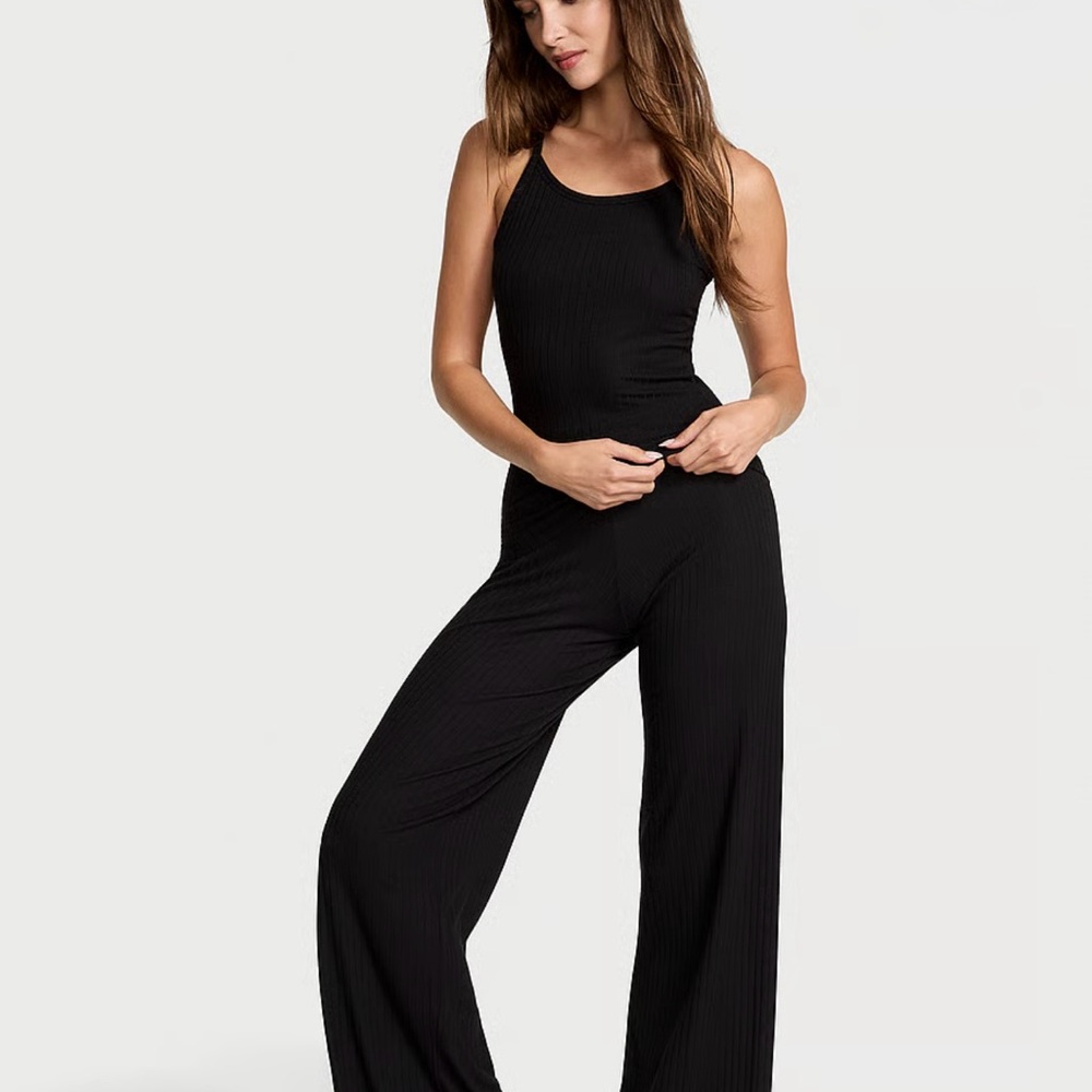 VICTORIA'S SECRET
Modal Wide-Rib Lounge Tank & Pants Set